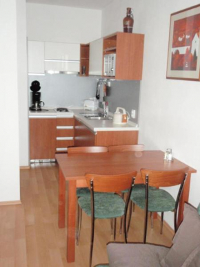 Отель Apartmán Ramzová B14  Остружна 